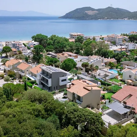 Goddess Thea Sea Apartment! Апартаменты Nea Iraklitsa